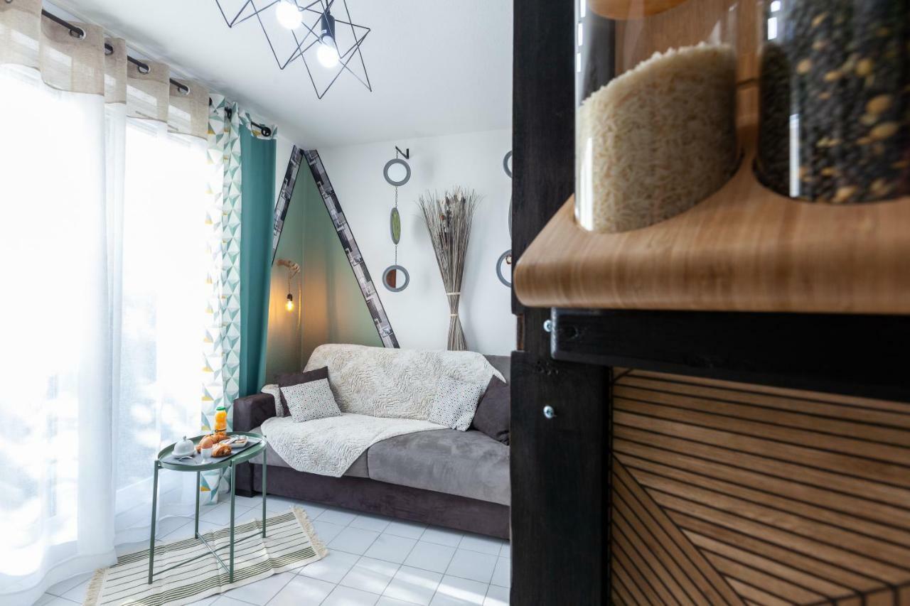 Studio - Les Villas Du Triangle Nîmes Zewnętrze zdjęcie